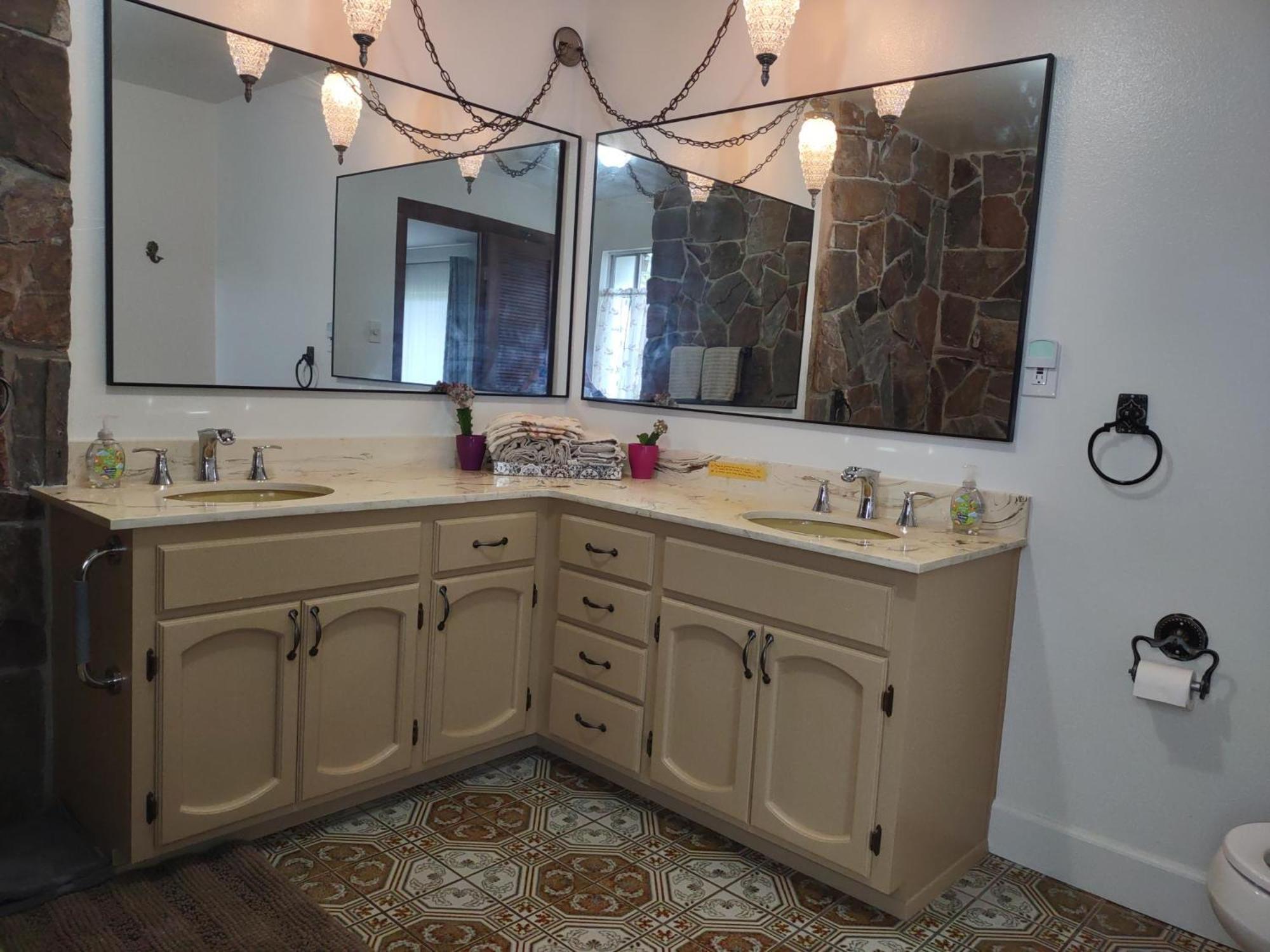 Custom Home - Beach Close/Convenient To Everything Oceanside Ngoại thất bức ảnh